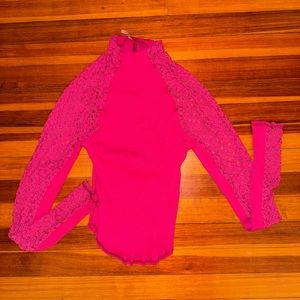 Free people size large women’s pink top
